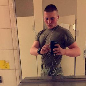 Meet your Posher, Dylan